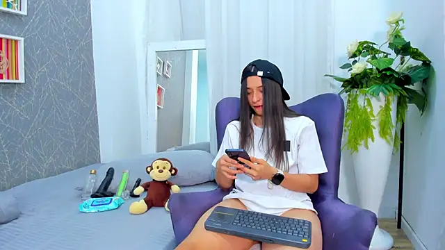 ViictoriiaSaenz online show from 02-18-26, 04:19