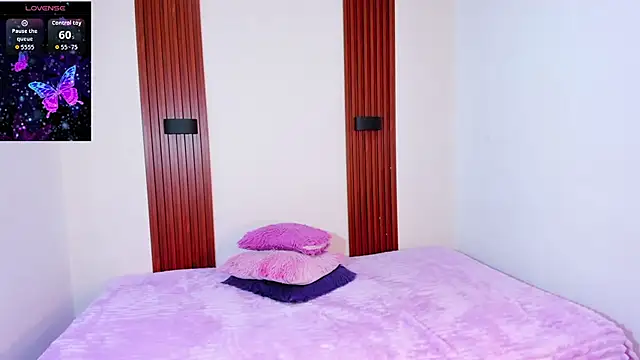 Brendajennerr online show from 03-12-26, 10:38