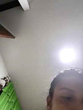 Snapshot of LunaRouuse_ chatting on 02-17-26, 03:14 LunaRouuse online show from 02-17-26, 03:14