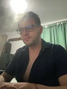 Snapshot of Baphomet212341 chatting on 08-03-26, 04:00 Baphomet212341 online show from 08-03-26, 04:00