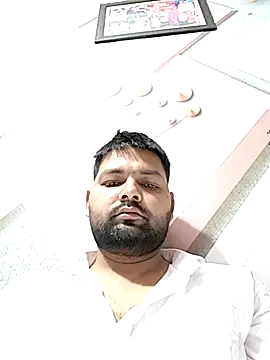 Snapshot of Pulkeet1433 chatting on 04-17-26, 01:25 Pulkeet1433 online show from 04-17-26, 01:25