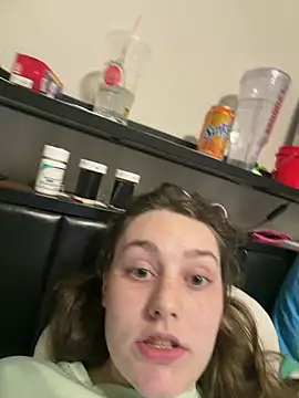 Snapshot of julia4thewin chatting on 04-03-26, 01:47 julia4thewin online show from 04-03-26, 01:47