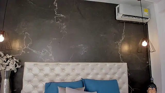 Snapshot of Abriil_cutee chatting on 02-03-26, 02:53 Abriil cutee online show from 02-03-26, 02:53