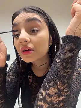 Snapshot of Abriil_cutee chatting on 03-06-26, 04:36 Abriil cutee online show from 03-06-26, 04:36