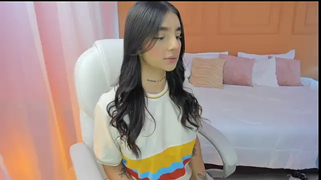 Abriil cutee online show from 06-13-26, 02:15