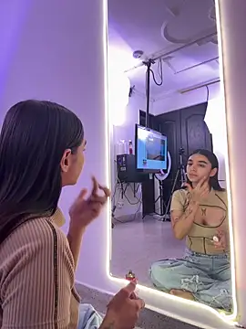 Abriil cutee online show from 06-20-26, 01:14