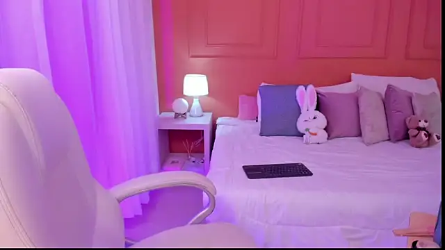 Abriil cutee online show from 07-08-26, 02:43