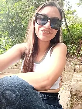 Snapshot of LeticiaHinkley chatting on 04-01-26, 09:12 LeticiaHinkley online show from 04-01-26, 09:12