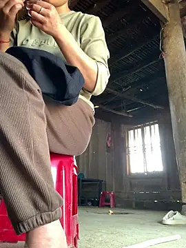 Naalyy online show from 04-14-26, 02:17