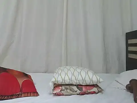 Snapshot of ZAMY1 chatting on 01-18-26, 05:22 ZAMY1 online show from 01-18-26, 05:22