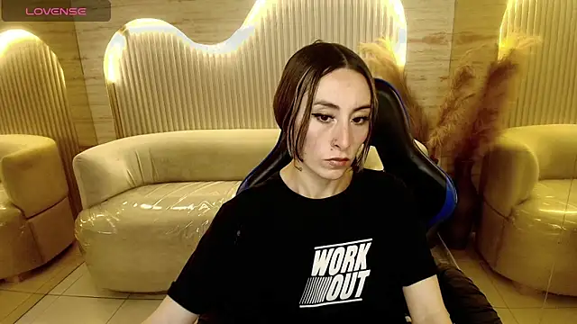 katalina r  online show from 04-27-26, 07:56