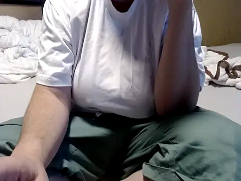 Snapshot of Santanna77 chatting on 06-14-26, 07:32 Santanna77 online show from 06-14-26, 07:32