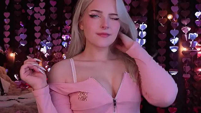 ShyniAlice online show from 02-14-26, 04:31