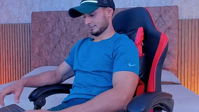 Snapshot of Adonys_Lewis_ chatting on 01-15-26, 05:56 Adonys Lewis online show from 01-15-26, 05:56