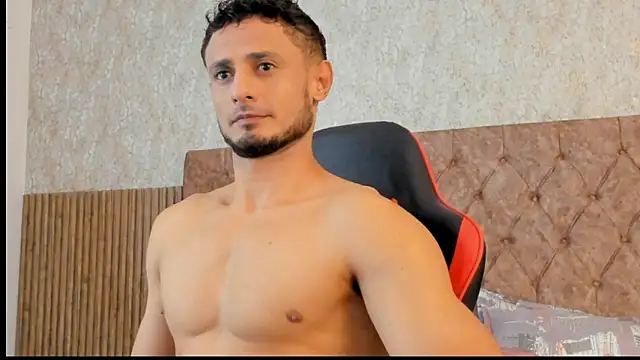 Snapshot of Adonys_Lewis_ chatting on 02-06-26, 07:23 Adonys Lewis online show from 02-06-26, 07:23