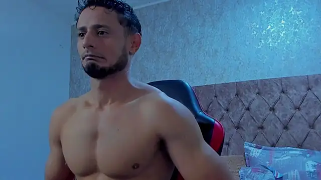 Snapshot of Adonys_Lewis_ chatting on 02-12-26, 05:46 Adonys Lewis online show from 02-12-26, 05:46