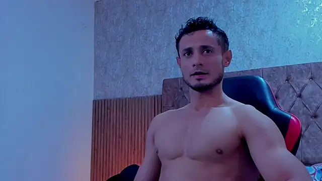 Snapshot of Adonys_Lewis_ chatting on 03-08-26, 07:12 Adonys Lewis online show from 03-08-26, 07:12