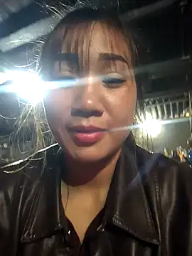 apple0011 online show from 01-09-26, 06:27