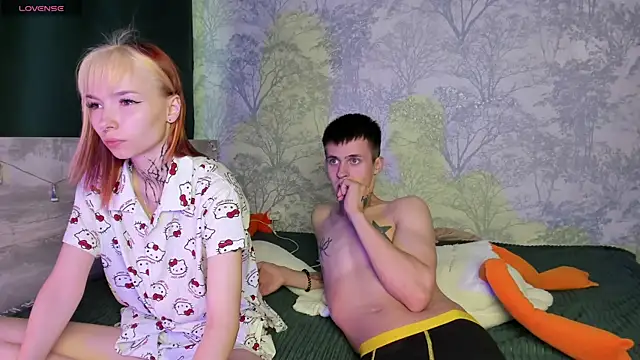 guess couple online show from 07-10-26, 06:17