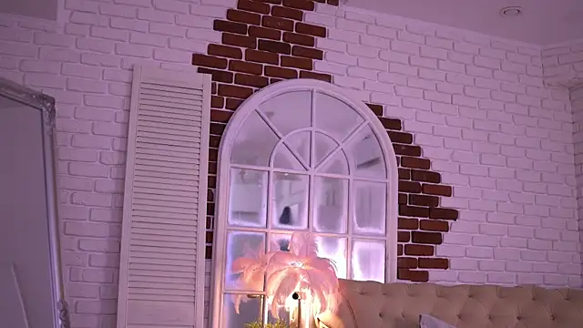 NyssaSky online show from 04-27-26, 05:55