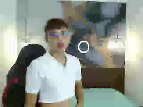 Snapshot of ReneePaz chatting on 01-16-26, 12:42 ReneePaz online show from 01-16-26, 12:42