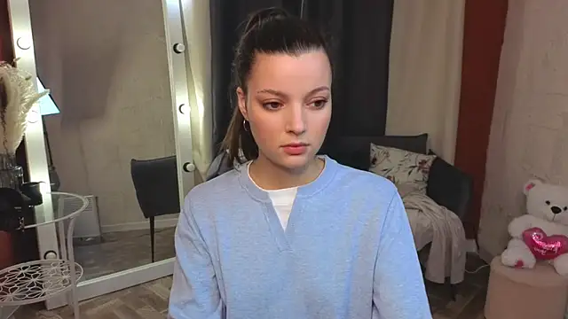 Snapshot of KitKatie chatting on 02-08-26, 08:56 KitKatie online show from 02-08-26, 08:56