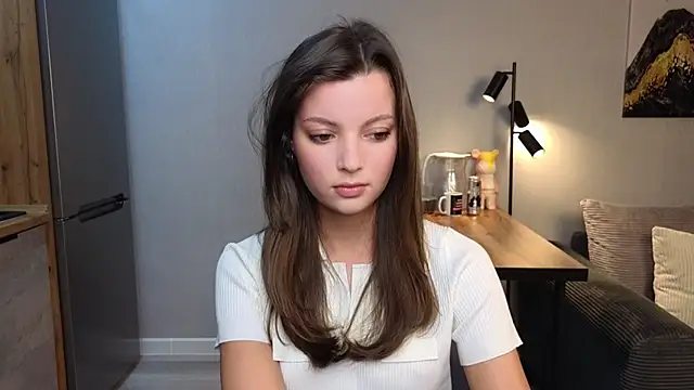 Snapshot of KitKatie chatting on 02-25-26, 07:23 KitKatie online show from 02-25-26, 07:23