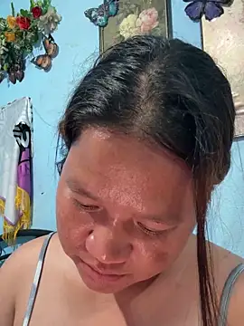 Snapshot of Hottie_Pussy chatting on 04-05-26, 11:40 Hottie Pussy online show from 04-05-26, 11:40