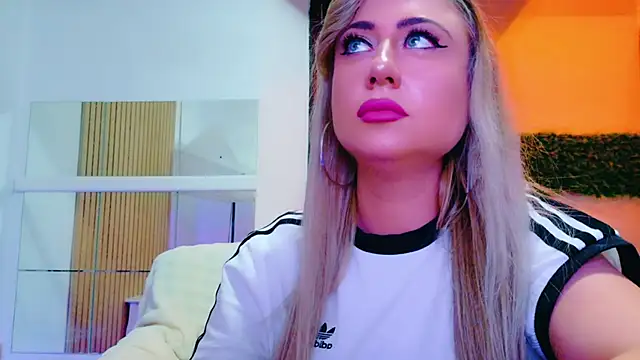 EvelinHill online show from 03-13-26, 05:03