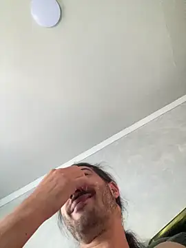 Snapshot of Brandy_Mr-Whiskers chatting on 03-10-26, 01:27 Brandy Mr-Whiskers online show from 03-10-26, 01:27