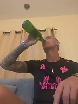 Snapshot of sexytony82 chatting on 02-02-26, 12:26 sexytony82 online show from 02-02-26, 12:26