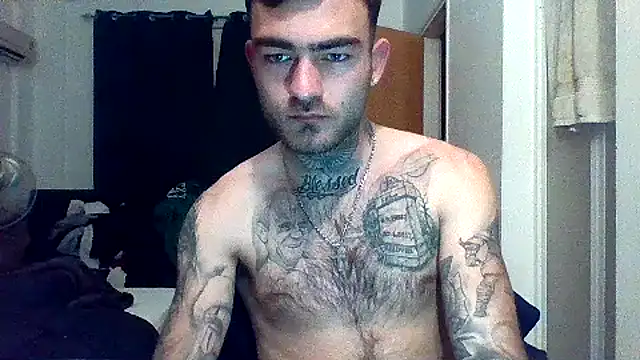 Snapshot of jacobsex221 chatting on 02-17-26, 08:26 jacobsex221 online show from 02-17-26, 08:26