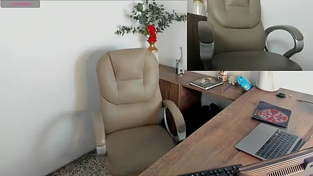 Snapshot of Jay_Grip chatting on 02-17-26, 07:31 Jay Grip online show from 02-17-26, 07:31