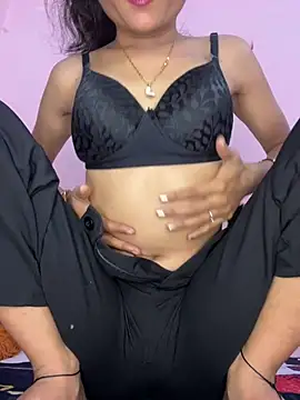 Snapshot of paribaby09 chatting on 02-21-26, 03:51 paribaby09 online show from 02-21-26, 03:51