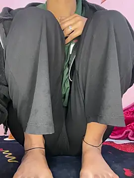 Snapshot of paribaby09 chatting on 02-21-26, 10:11 paribaby09 online show from 02-21-26, 10:11