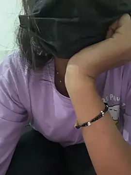 Snapshot of paribaby09 chatting on 03-06-26, 11:17 paribaby09 online show from 03-06-26, 11:17