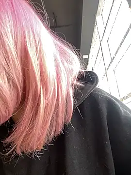 Snapshot of aka_Blonde chatting on 03-10-26, 07:13 aka Blonde online show from 03-10-26, 07:13