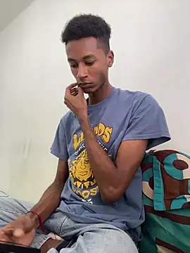 twink gabrielll online show from 06-17-26, 05:25