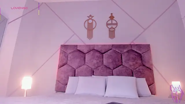 emily nova  online show from 03-15-26, 11:49