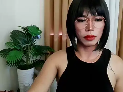 Snapshot of AmandaSmithTs chatting on 02-25-26, 02:43 AmandaSmithTs online show from 02-25-26, 02:43