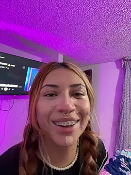kittymiauu444 online show from 05-10-26, 04:50