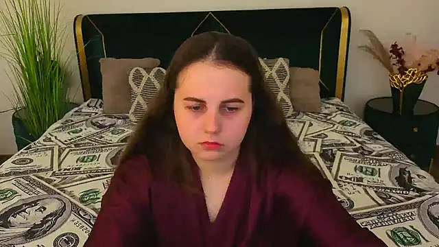 MikaFoxy online show from 04-17-26, 05:32