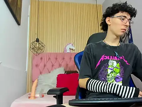 Syriussz online show from 02-15-26, 07:21