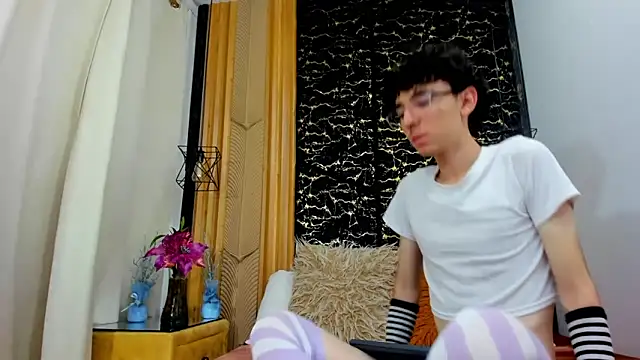 Syriussz online show from 03-07-26, 07:33