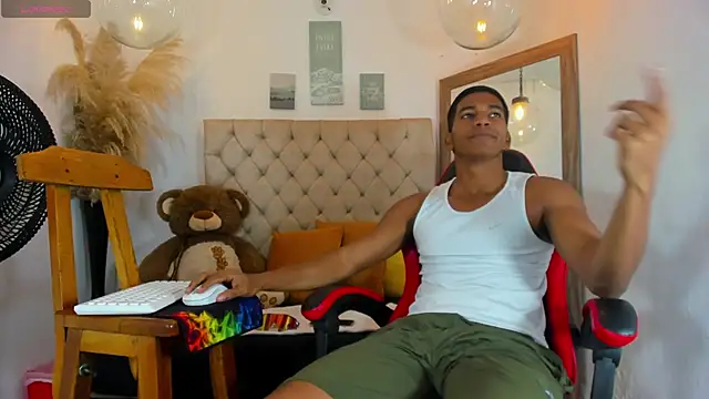 Snapshot of noah_sthone chatting on 01-17-26, 03:11 noah sthone online show from 01-17-26, 03:11