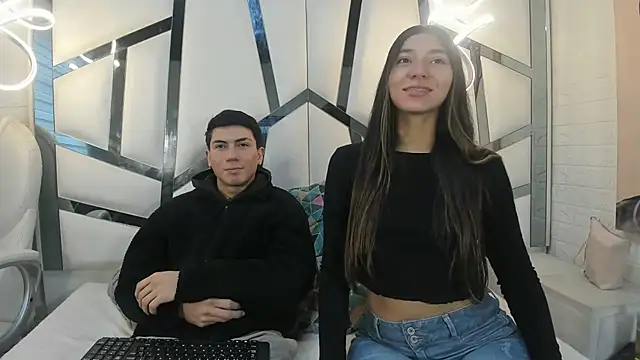 Snapshot of ScarlettAndLucas chatting on 02-23-26, 12:46 ScarlettAndLucas online show from 02-23-26, 12:46