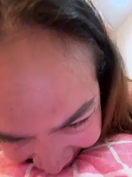 Ponthip online show from 02-11-26, 08:14