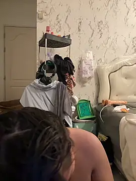 Ponthip online show from 04-28-26, 03:06