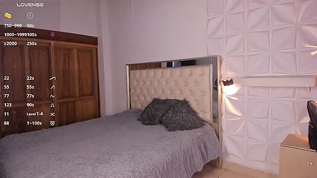 IamJuanJoc online show from 06-25-26, 03:39