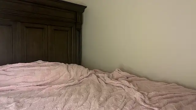 Snapshot of blondebunny999_999 chatting on 01-17-26, 05:12 blondebunny999 999 online show from 01-17-26, 05:12